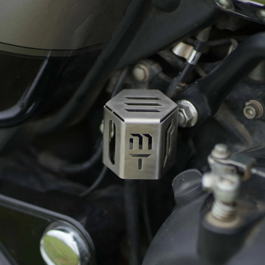 MOTOTORQUE REAR BRAKE OIL RESERVOIR GUARD (SS) | RE METEOR 350